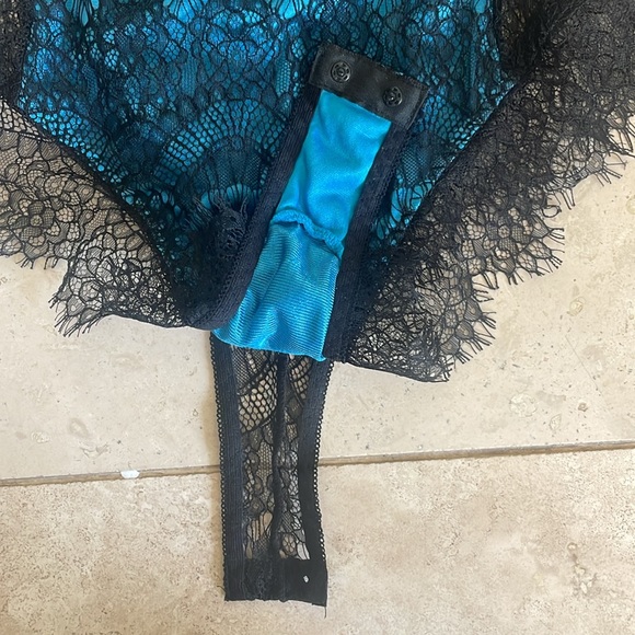 NWOT Yandy 10537Y Black Lace Turquoise One Piece Snap Crotch Teddy Size Large L - Picture 5 of 10